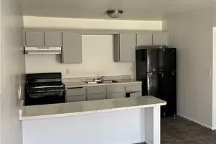 18335 Montezuma, Adelanto, CA 92301 - Photo 15