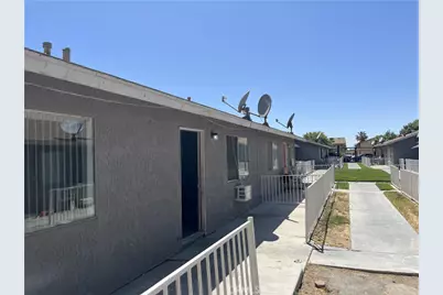 18335 Montezuma, Adelanto, CA 92301 - Photo 11