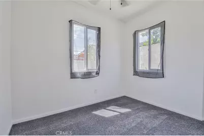 8511 Maie, Los Angeles, CA 90001 - Photo 25