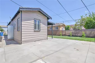 8511 Maie, Los Angeles, CA 90001 - Photo 21