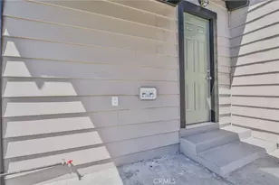 8511 Maie, Los Angeles, CA 90001 - Photo 23