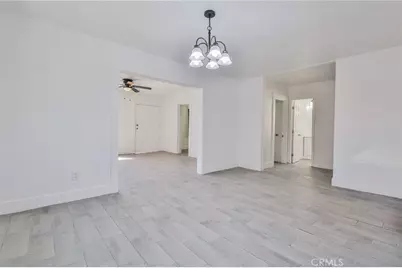 205 W 98th, Los Angeles, CA 90003 - Photo 17