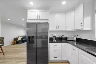 327 E Lanzit, Los Angeles, CA 90061 - Photo 13