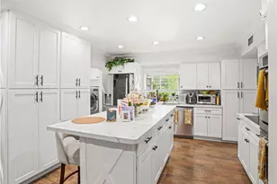 9835 Brookshire, Downey, CA 90240 - Photo 13