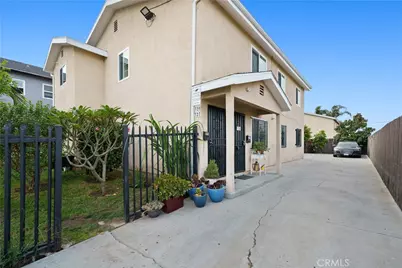 327 E Lanzit, Los Angeles, CA 90061 - Photo 3