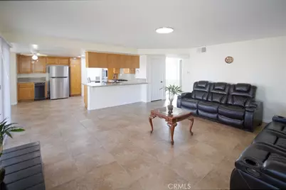 1215 Date Palm, Palmdale, CA 93551 - Photo 11