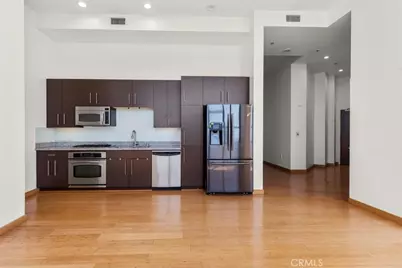 1100 Wilshire Boulevard #1812, Los Angeles, CA 90017 - Photo 25