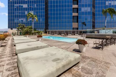 1100 Wilshire Boulevard #1812, Los Angeles, CA 90017 - Photo 9