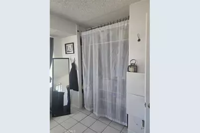 16211 Encina, Victorville, CA 92395 - Photo 41