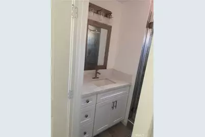 7312 Walnut Ave, Paramount, CA 90723 - Photo 9