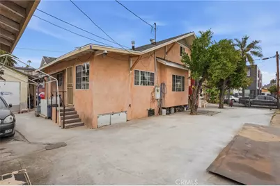 1472 W 37th Street, Los Angeles, CA 90018 - Photo 11