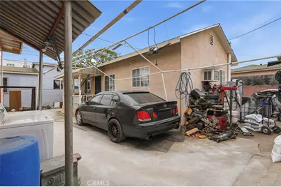 1472 W 37th Street, Los Angeles, CA 90018 - Photo 9