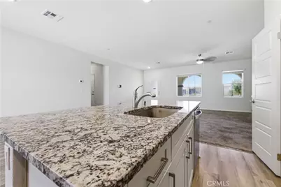 11179 Kanow, Victorville, CA 92392 - Photo 13