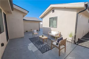 223 S Aprilia Ave, Compton, CA 90220 - Photo 29