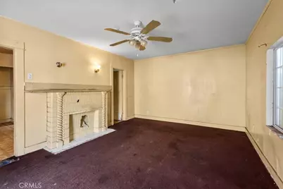 324 W 47th Place, Los Angeles, CA 90037 - Photo 35