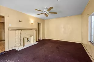 324 W 47th Pl, Los Angeles, CA 90037 - Photo 35