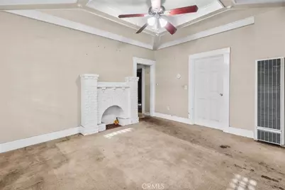 324 W 47th Place, Los Angeles, CA 90037 - Photo 19