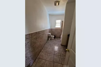 3867 Martin Luther King Jr Way, Oakland, CA 94609 - Photo 31