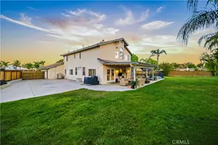 25253 Corte Mandarina, Murrieta, CA 92563 - Photo 35