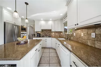 25253 Corte Mandarina, Murrieta, CA 92563 - Photo 11