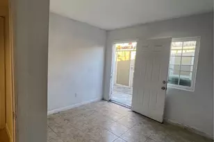2820 W Slauson Ave, Los Angeles, CA 90043 - Photo 11