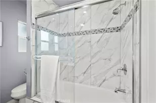 2049 W 71st St, Los Angeles, CA 90047 - Photo 23