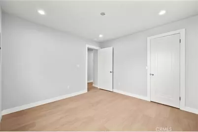 2049 W 71st Street, Los Angeles, CA 90047 - Photo 21
