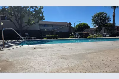174 W Grove Street #4, Pomona, CA 91767 - Photo 39