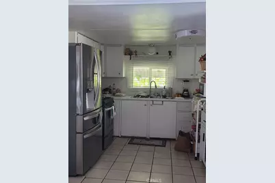 15325 Ave. Orange Avenue #B-29, Paramount, CA 90723 - Photo 13
