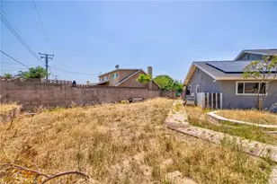 25880 Avalon, San Bernardino, CA 92404 - Photo 47