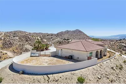 6057 Buena Suerte, Yucca Valley, CA 92284 - Photo 49