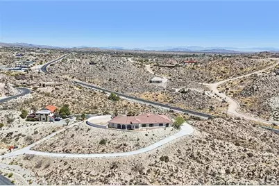 6057 Buena Suerte, Yucca Valley, CA 92284 - Photo 59