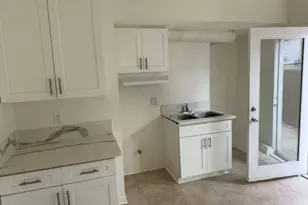 300 E 42nd Pl., Los Angeles, CA 90011 - Photo 11