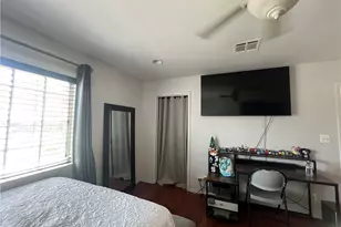 9940 Haines Canyon Ave, Tujunga, CA 91042 - Photo 17