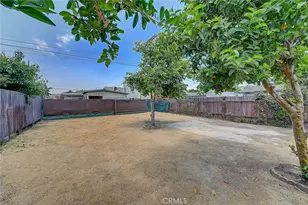 811 E 42nd, Los Angeles, CA 90011 - Photo 23