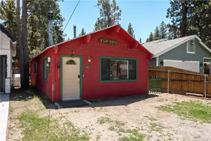 906 W Country Club Blvd, Big Bear City, CA 92314 - Photo 3