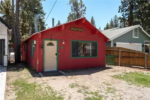 906 W Country Club Blvd, Big Bear City, CA 92314 - Photo 3