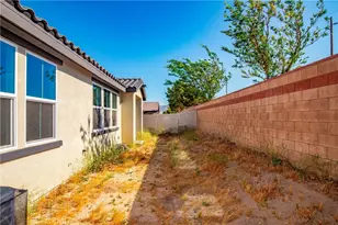 45061 Floral Vista, Lancaster, CA 93536 - Photo 27