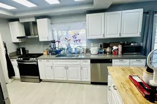 1040 Marigold, Palmdale, CA 93551 - Photo 11