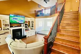 1040 Marigold, Palmdale, CA 93551 - Photo 3