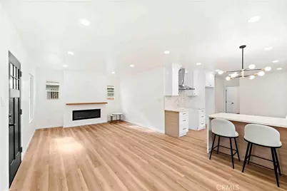 324 E 84th Street, Los Angeles, CA 90003 - Photo 5