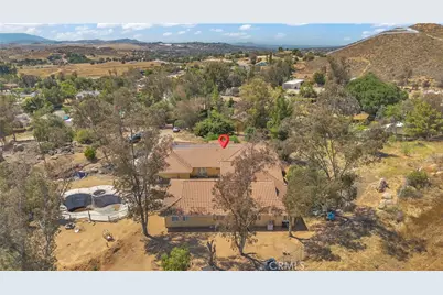 19156 McGuire, Perris, CA 92570 - Photo 5