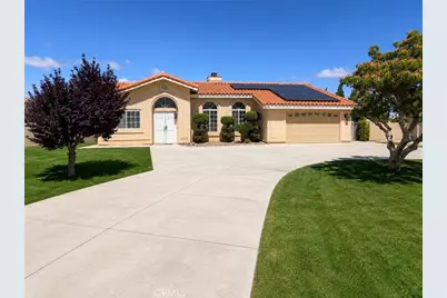 9302 Jacaranda, Hesperia, CA 92345 - Photo 1