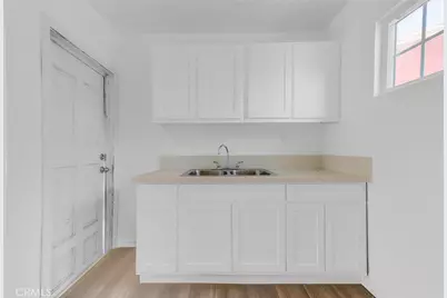 1159 E 74th Street, Los Angeles, CA 90001 - Photo 17