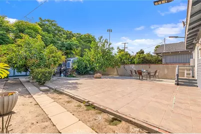 3935 S Harvard Boulevard, Los Angeles, CA 90062 - Photo 13