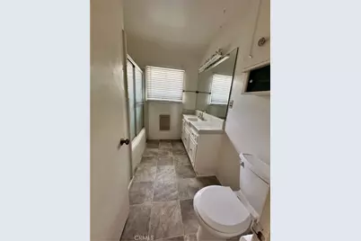 10229 Julius, Downey, CA 90241 - Photo 9