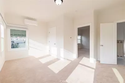 211 N Vendome Street, Los Angeles, CA 90026 - Photo 13