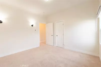211 N Vendome Street, Los Angeles, CA 90026 - Photo 9