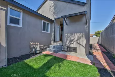 1712 E 57th, Los Angeles, CA 90058 - Photo 23