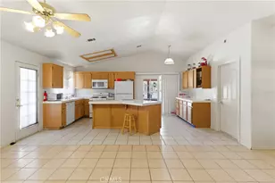 16433 Pauhaska, Apple Valley, CA 92307 - Photo 17